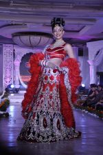 Sushmita Sen at Grand fashion Extravaganza Show Ignite in J W Marriott, Mumbai on 8th Nov 2012,1 (262).JPG